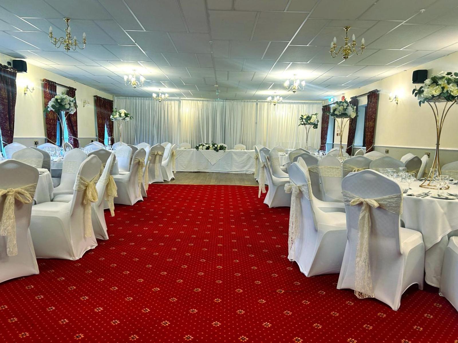 Marsh Farm Hotel Swindon Exterior photo